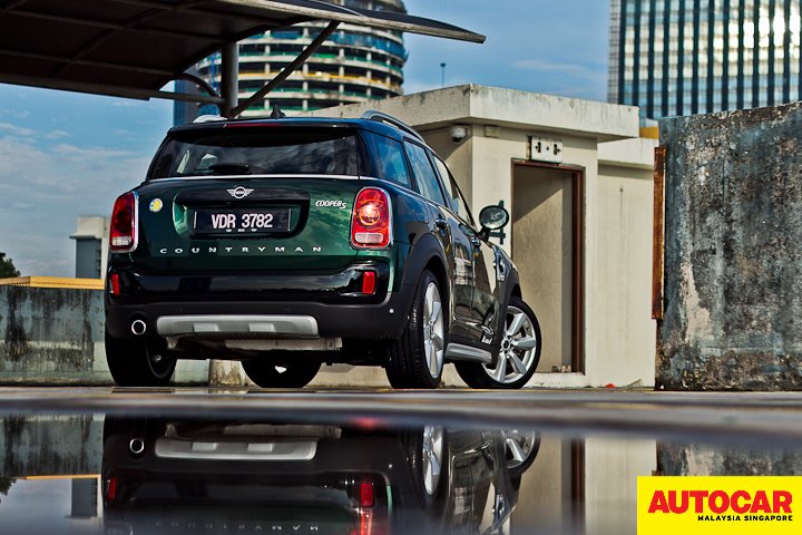 Rear side image of the Mini Countryman Plug-In Hybrid