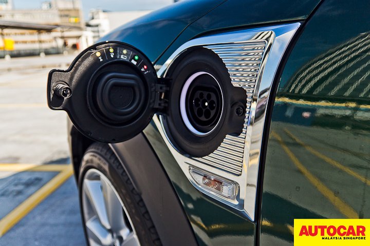 Type 2 charging port image of the Mini Countryman Plug-In Hybrid