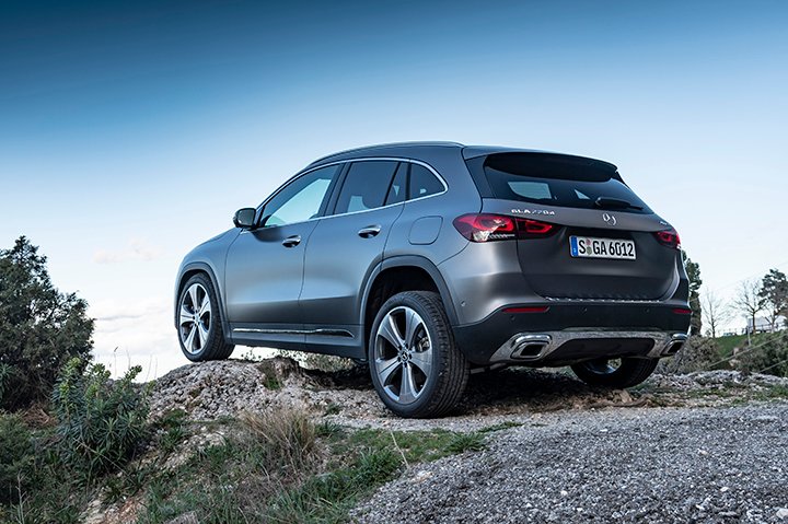 2020 Mercedes-Benz GLA crossover is ready for the outdoors