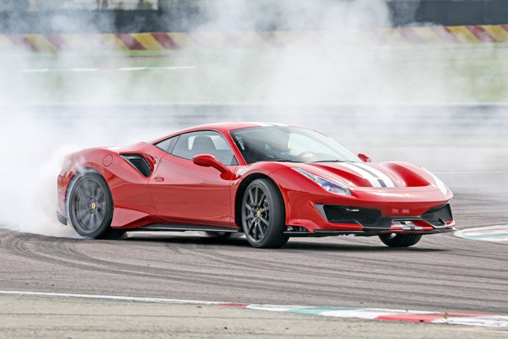 Ferrari 488 Pista