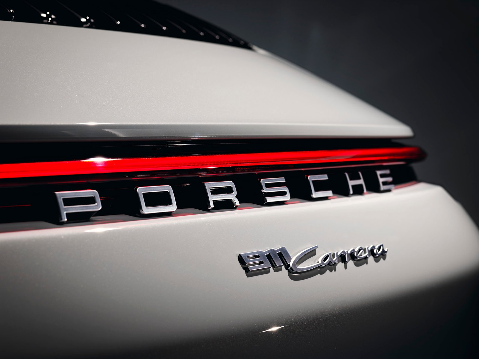 Porsche unveils "base" 2019 911 Carrera for just under $480k