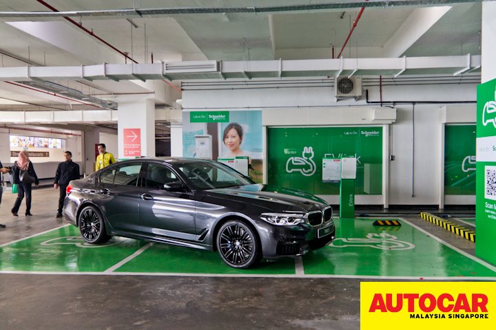 Resorts World Genting launched first EV charging station