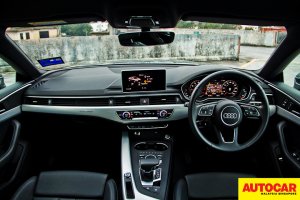 Audi A5 Sportback sport 2.0 TFSI quattro wide dashboard