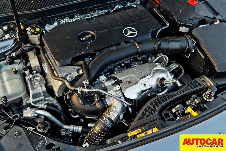 An image of the Mercedes-Benz A250 Sedan AMG Line M260 E20 DE LA 1,991 cc engine