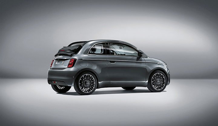 All-electric third-generation Fiat 500 launched with 320 km range