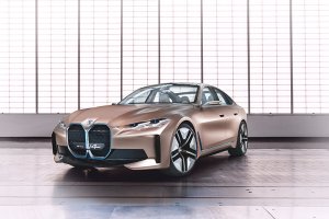 BMW showcases i4 all-electric concept car, series production in 2021