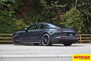 2019 Porsche Panamera review - Made by drivers for drivers